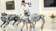 China presentó robots cuadrúpedos a prueba de explosiones