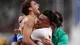 Duplantis rompió su propio récord y se consagró tricampeón mundial