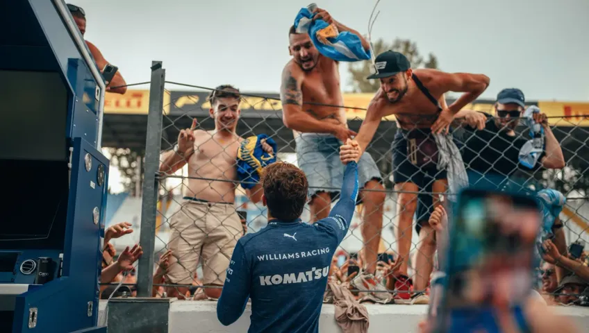 Franco Colapinto protagonizó una fiesta en su debut como piloto de Fórmula 1