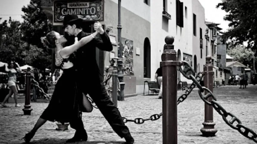 Se celebra el Día Nacional del Tango