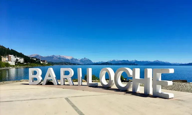 Bariloche espera a turistas argentinos y extranjeros con descuentos del 50% en hospedajes y precios congelados
