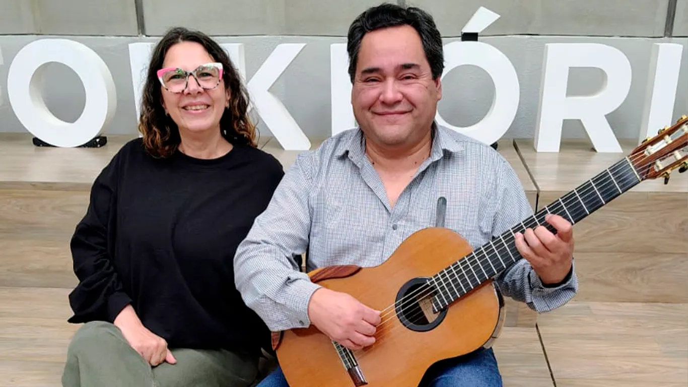 Entre cuerdas y memorias: un viaje por la guitarra argentina