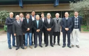 Funcionarios y legisladores riojanos en Chile