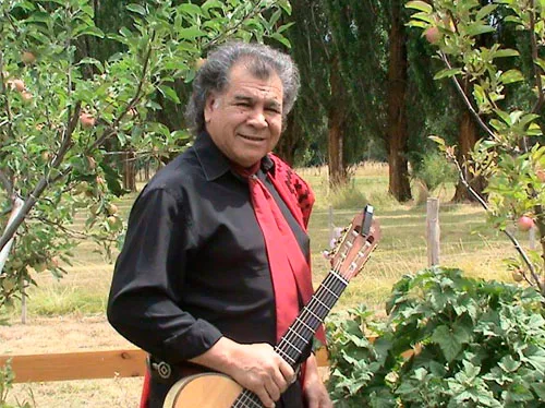 Auditorios del Ciclo Sadaic Jorge Morales,  Chacho Esquivel y Alma Guarany, con Iris Mabel