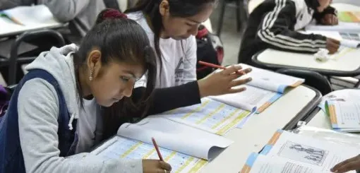 Casi 600 mil estudiantes secundarios cumplimentan la Prueba Aprender