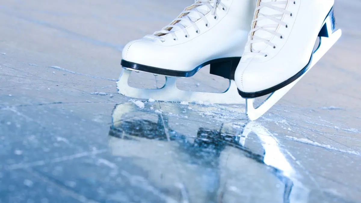 Es la coach más joven en la Federación Argentina de patinaje sobre hielo y entrena a deportistas que viajan por el mundo a competir