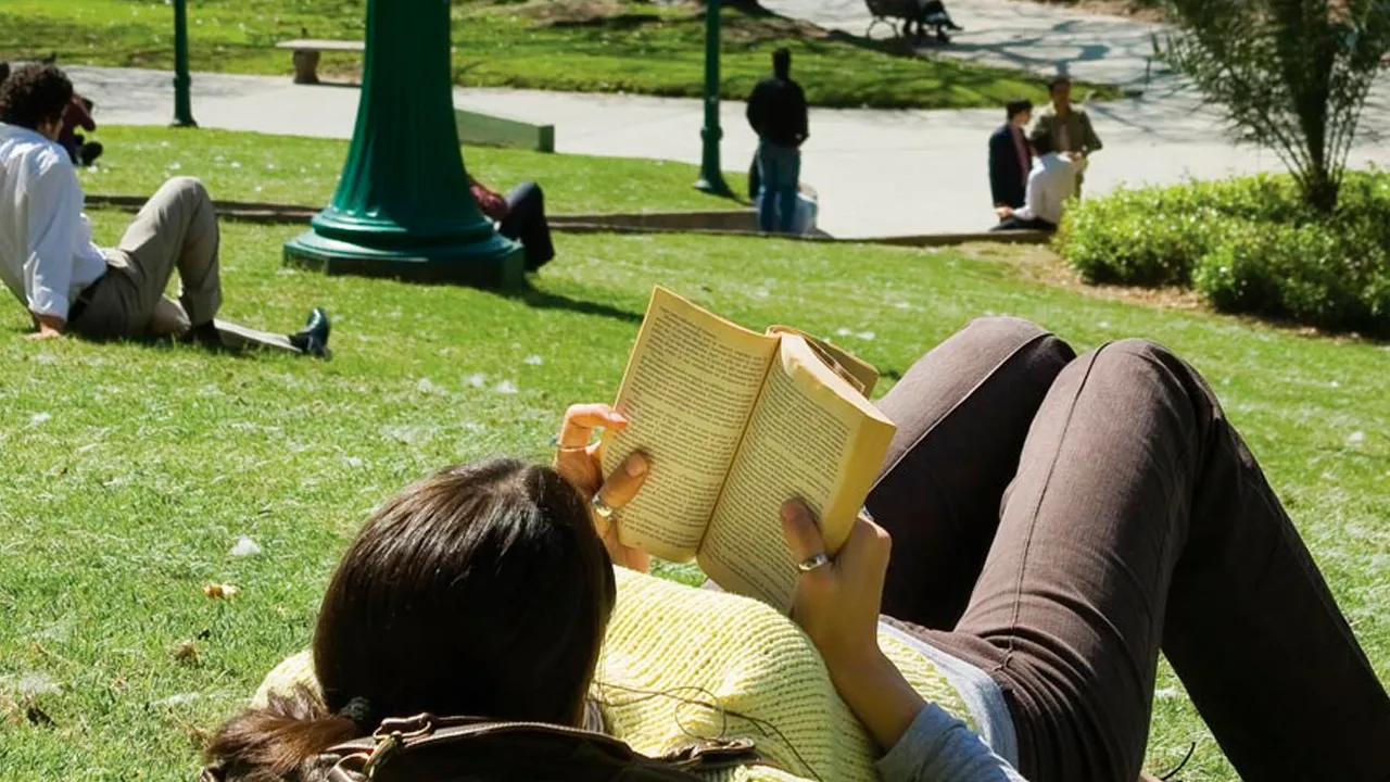 La primavera llega con la propuesta nacional de lectura "Florecen mil libros"