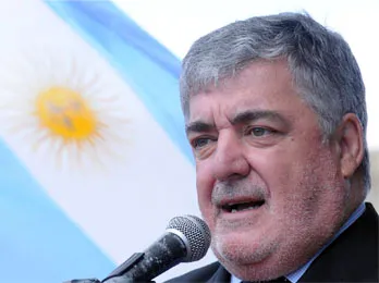 Das Neves entrega reconocimientos a los “Buenos Educadores de Chubut 2016”