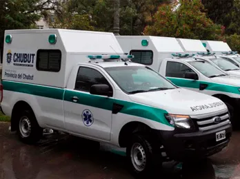 Das Neves entrega ambulancias 4x4 a  Río Senguer, Pirámides y Cushamen.