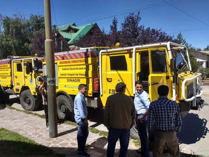 Chubut sumó tres autobombas para combatir incendios.