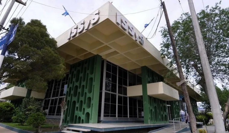 El ministerio de Economía y la obra social SEROS se reúnen