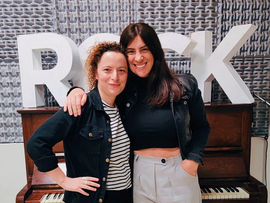 Yami Segovia estuvo en los estudios de Nacional Rock con Sol Bassa.