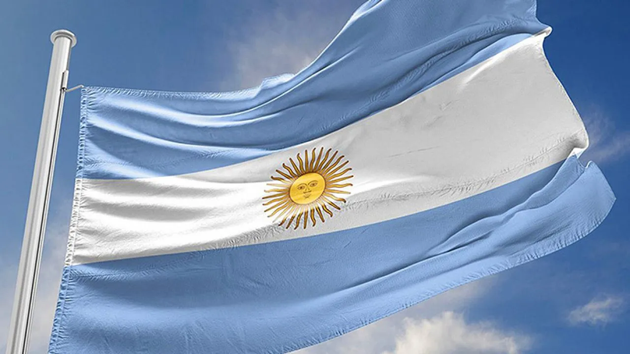 Los servicios públicos durante el feriado por el Día de la Bandera