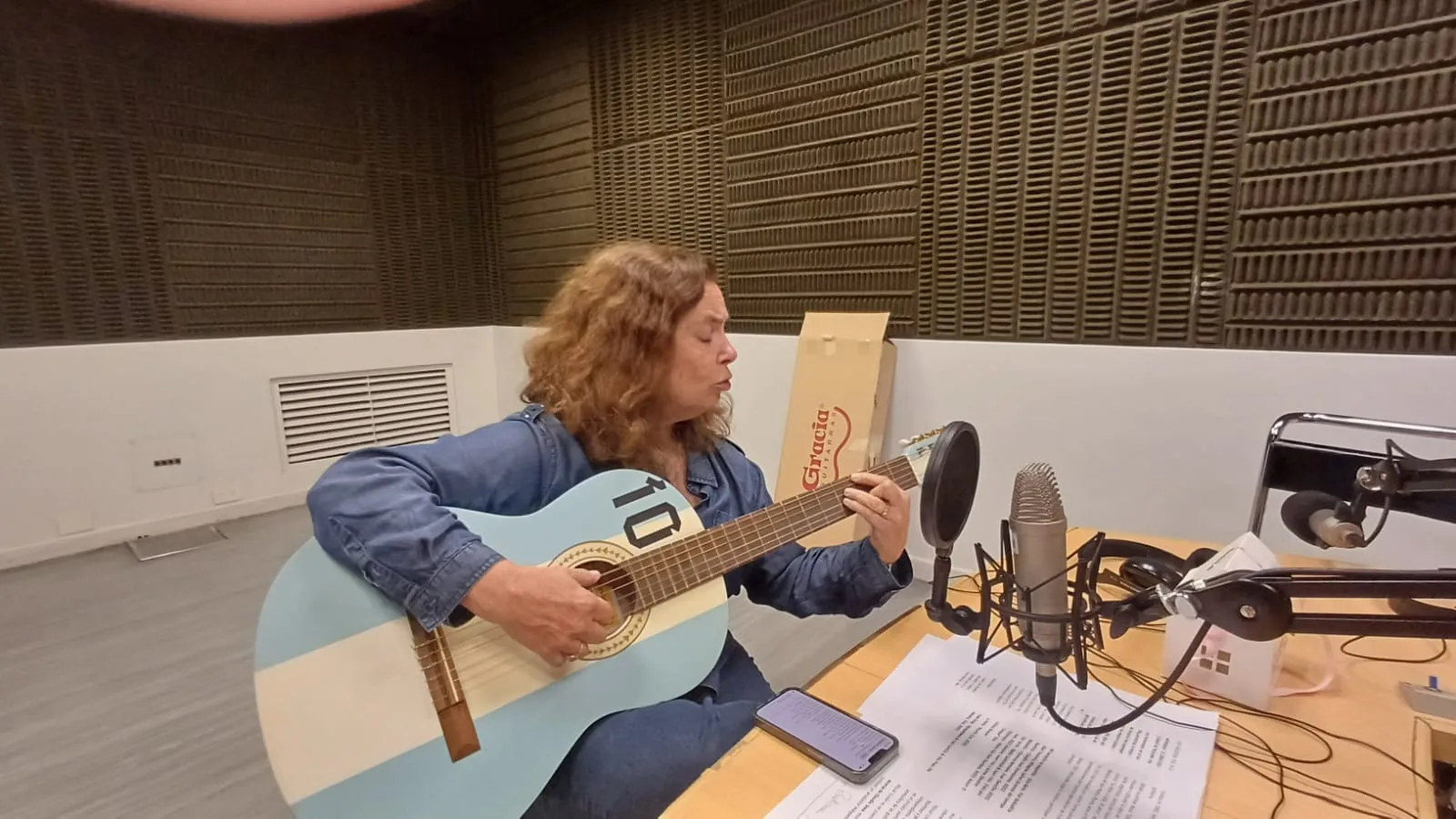 Visitan "Soy Nacional" una artista que edita su primer EP y uno de los creadores de Ritual Criollo Visitan "Soy Nacional" una artista que edita su primer EP y uno de los creadores de Ritual Criollo